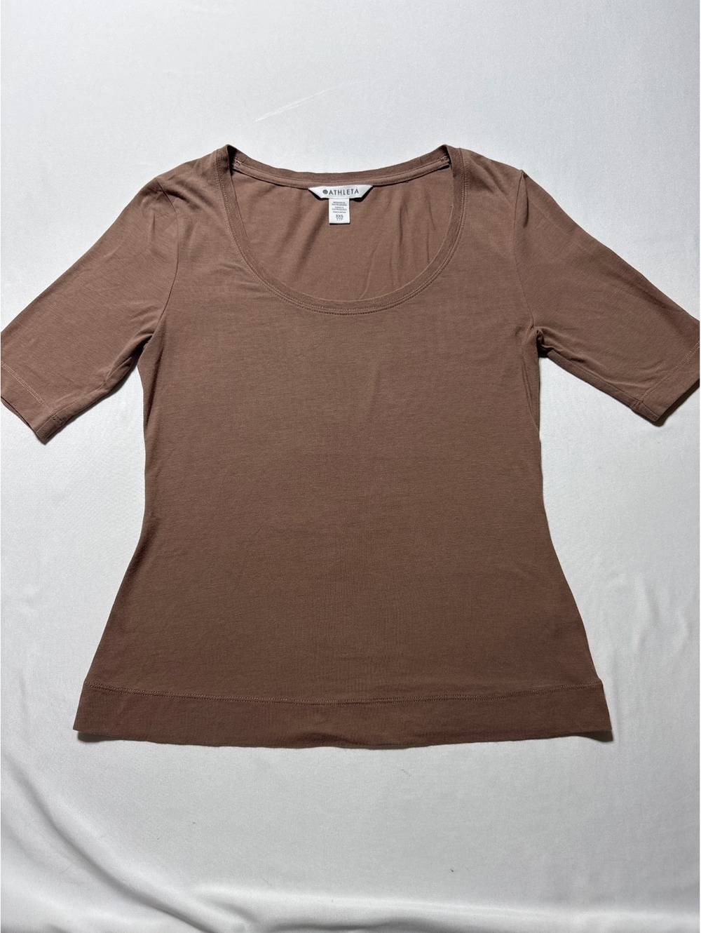 Athleta Brown Scoop Neck Short Sleeve Top XXS - Cozy and Com
